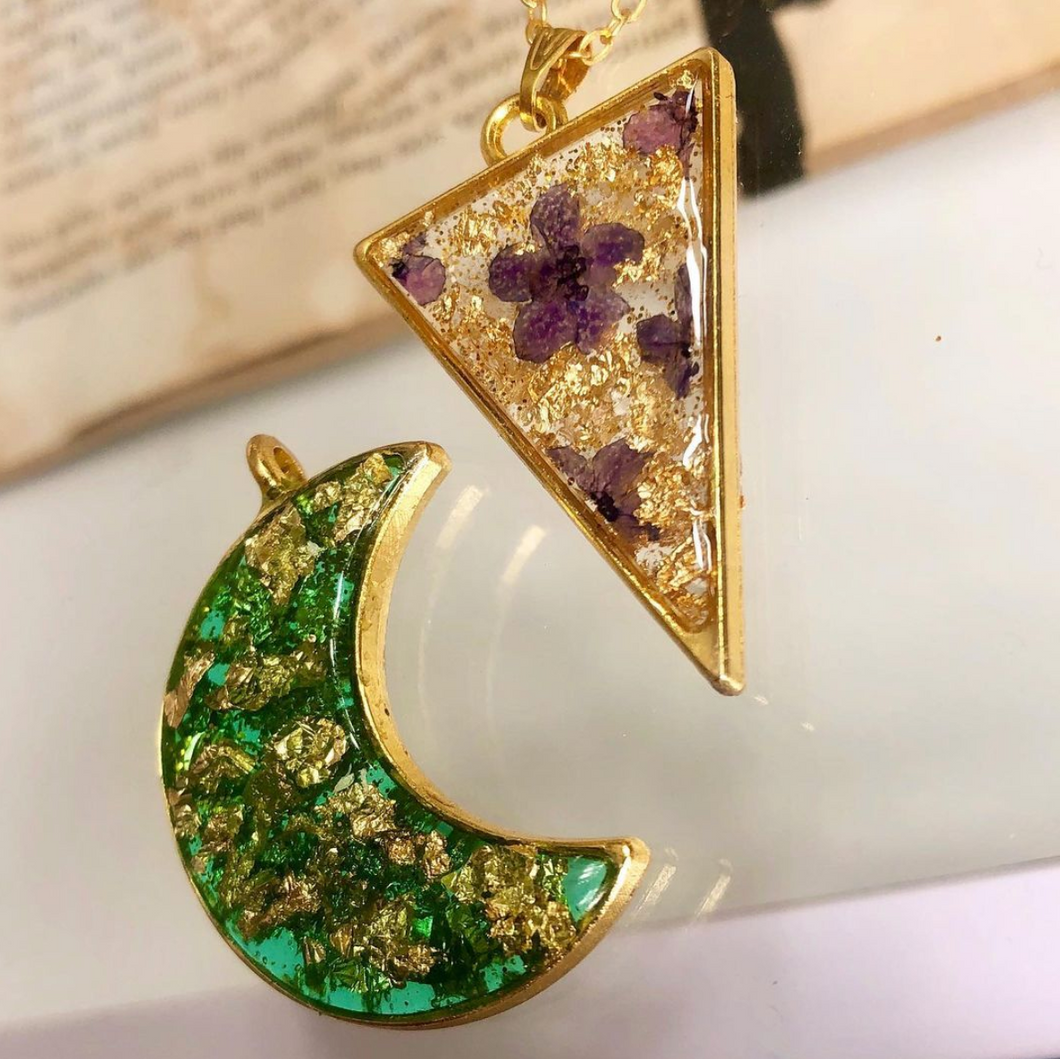 Moon w/Gold Specks and Custom Initials